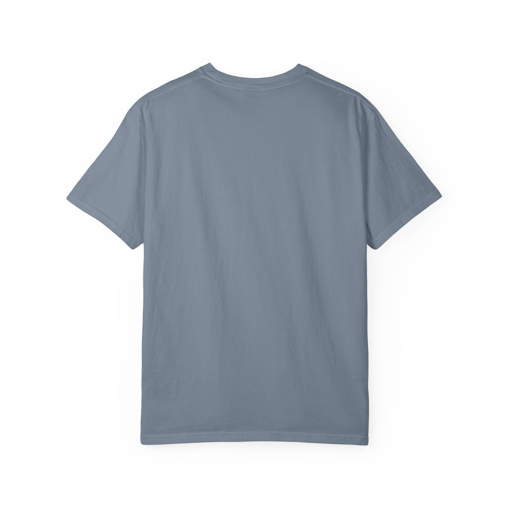 Eagle Strength T-Shirt — 'NEVR SURDR' Retro Athletic Graphic Tee